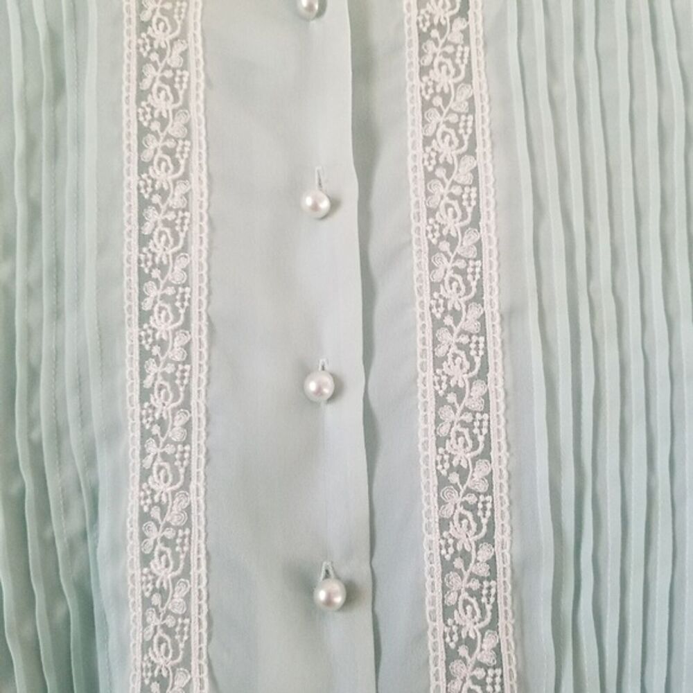 Vintage Michelle Stuart Lace Peplum Blouse (see measurements) - Picture 9 of 10